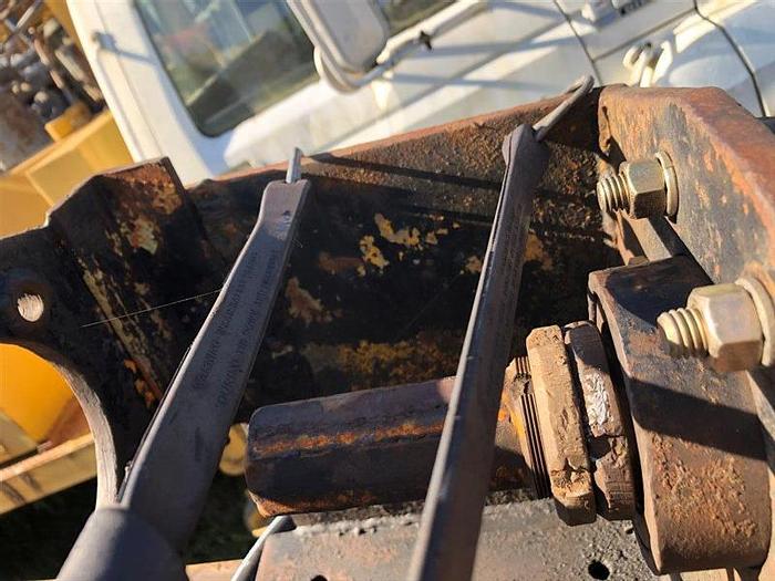 Used 1976 Simco 2800 Drill Rig