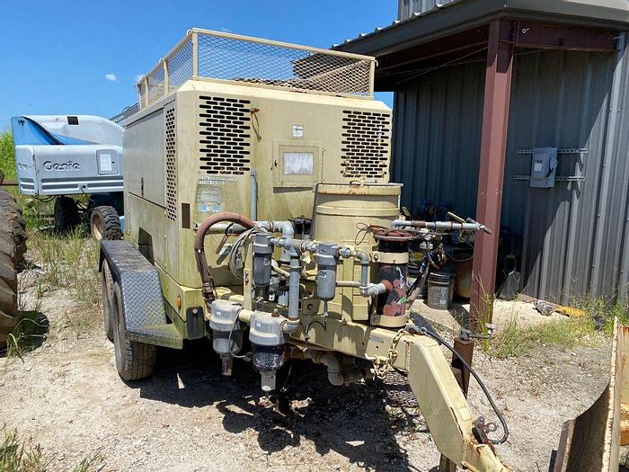 Used INGERSOLLRAND COMPRESSOR AND SANDBLAST COMBO HP450
