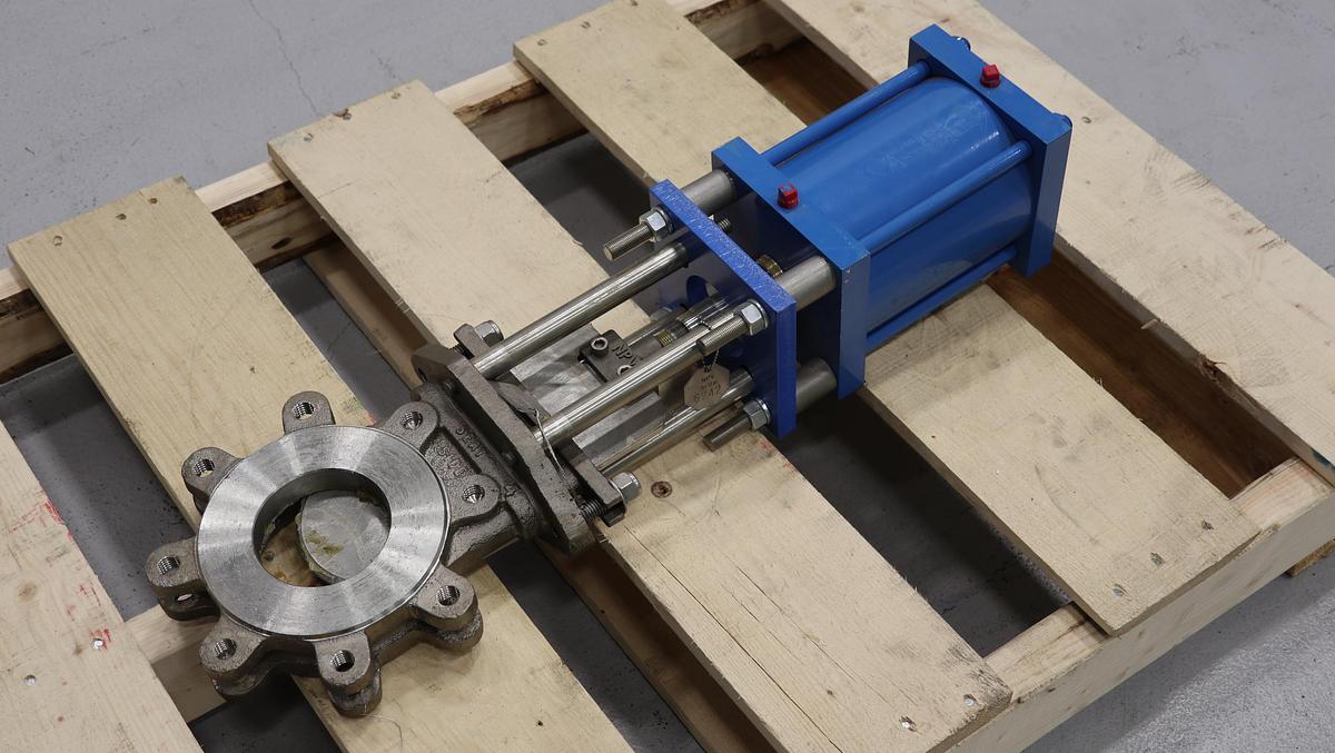 Unused North Port Valves 4" Air Operated Knife Gate Valve #47267