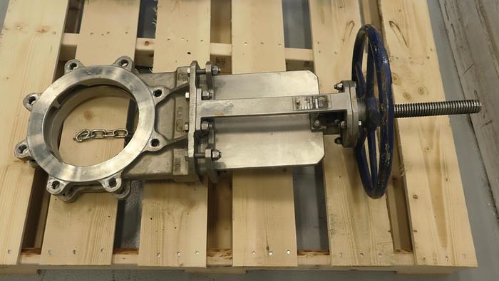 Used Flow Control 8" Hand Operated Knife Gate Valve #45919