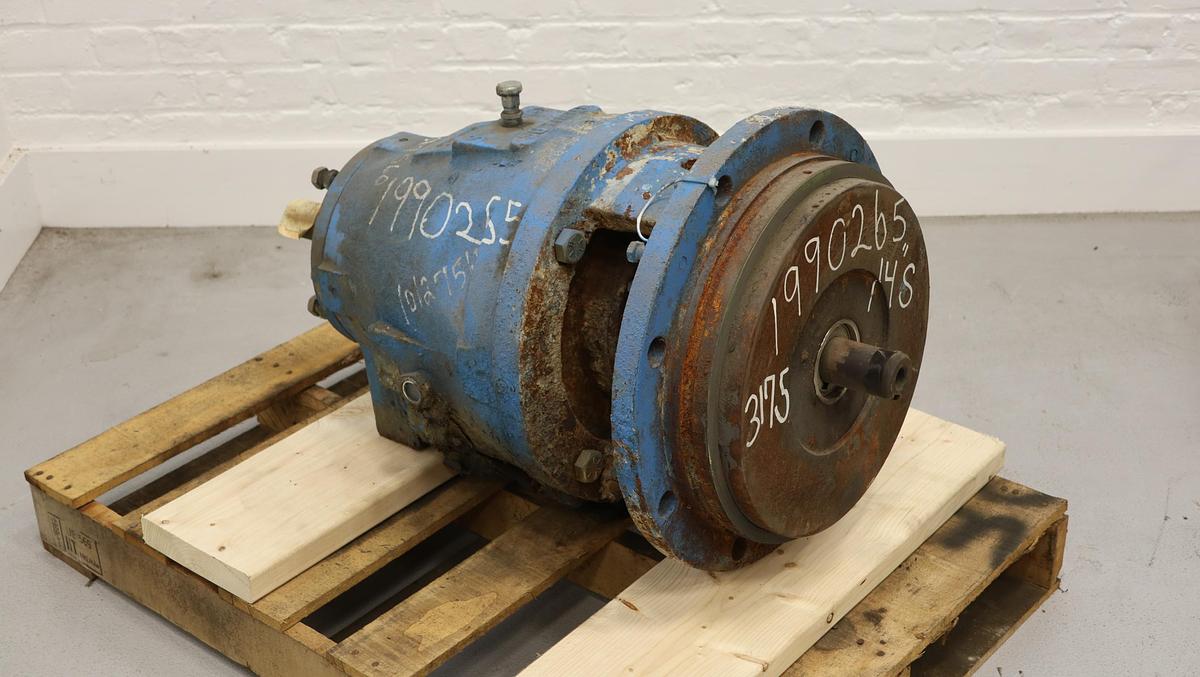 Used Goulds 3175 S Power End With 14" Iron Stuffing Box #46957
