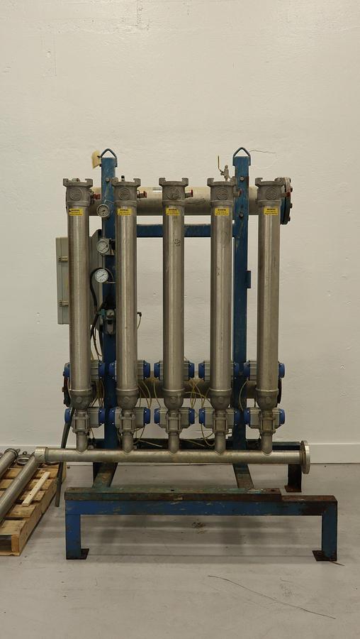 Used Kadant AES 5700S5A2 4-Bank Canister Filter #46923