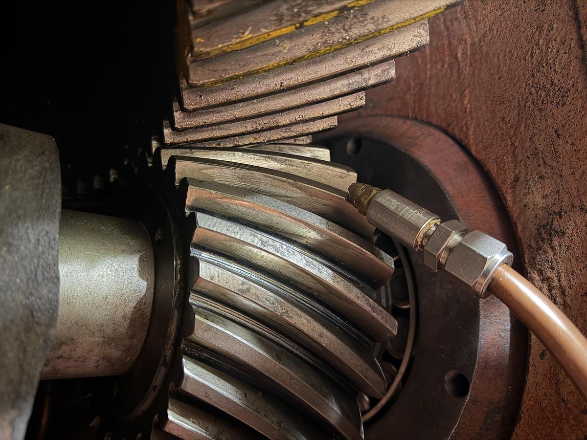 Used Beloit Model 350V Shark Pulper Drive With Rotor & Extraction Plate #47066