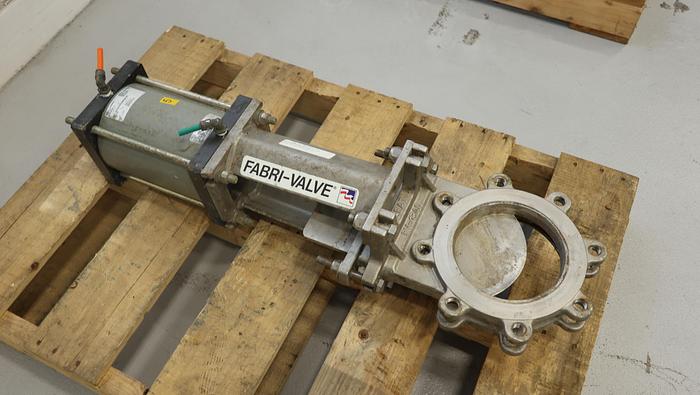 Used Fabri-Valve 6” Air Operated Knife Gate Valve #45103