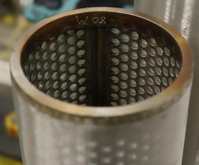 Unused AES 5600S16A2 16-Bank Canister Filter System #45884