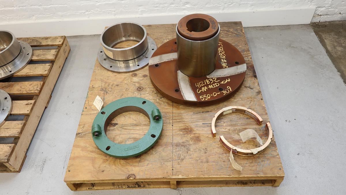 Unused Kadant/Black Clawson No.2 Pulper Drive Hub with Sleeve, Packing Gland, Lantern Ring, & Seal Box #47033
