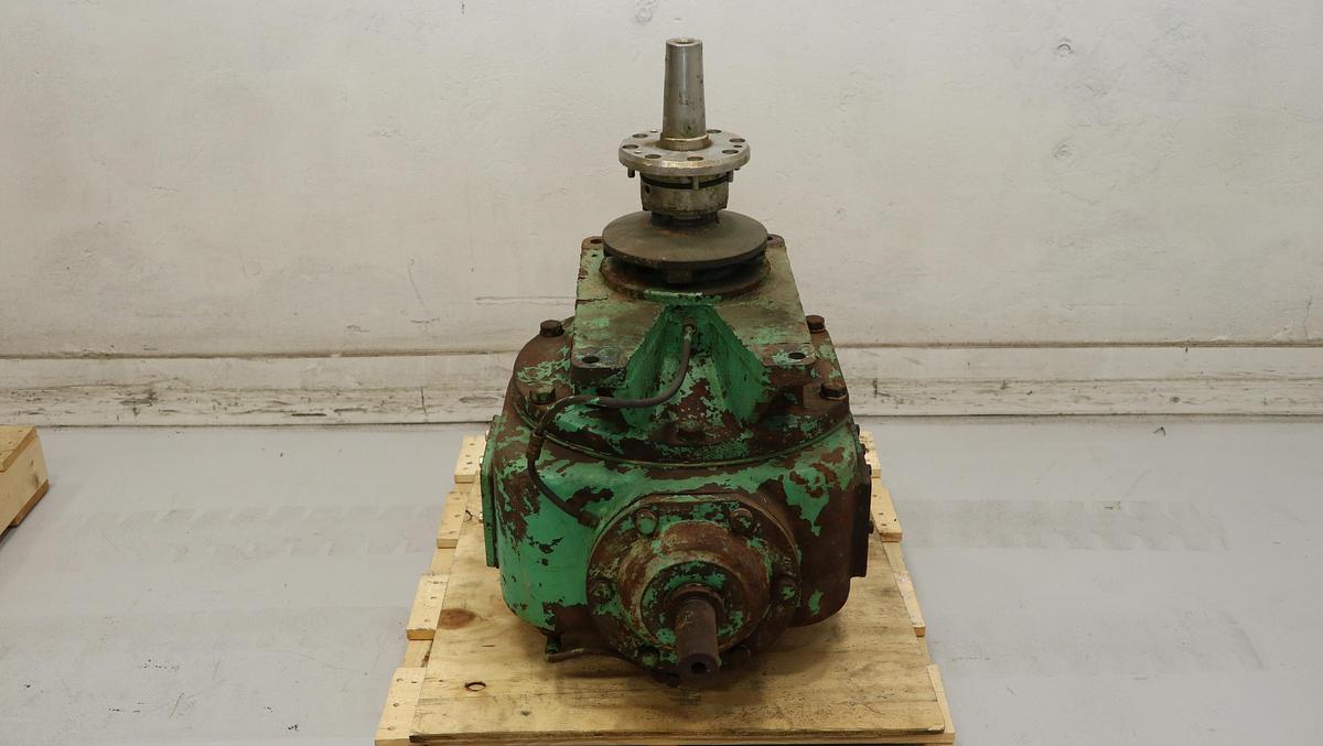 Used Black Clawson 24P Pressure Screen Right Angle Gear Drive #46782