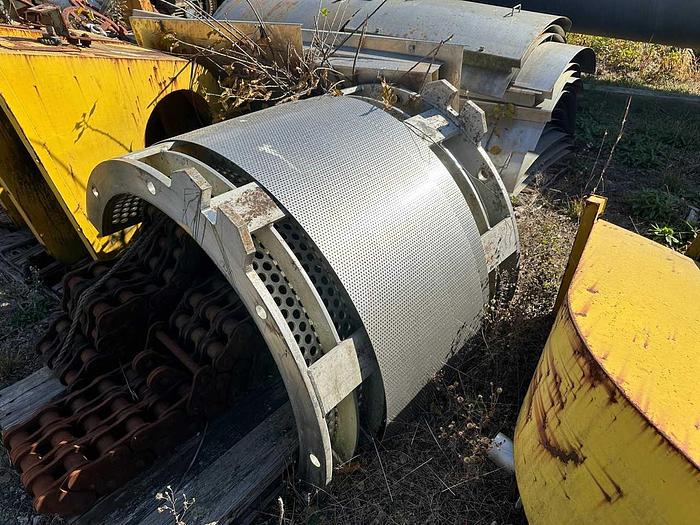 Used FKC SHX-1000 Dewatering Screw Press #32473