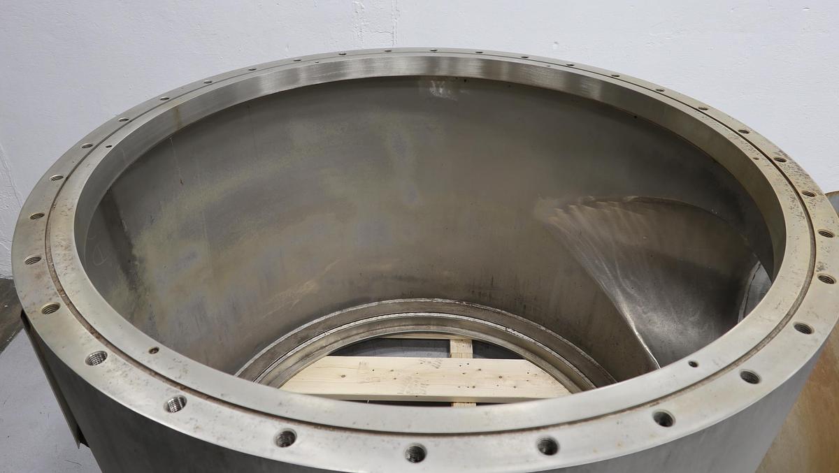 Used Black Clawson UV600 Pressure Screen Housing #47230