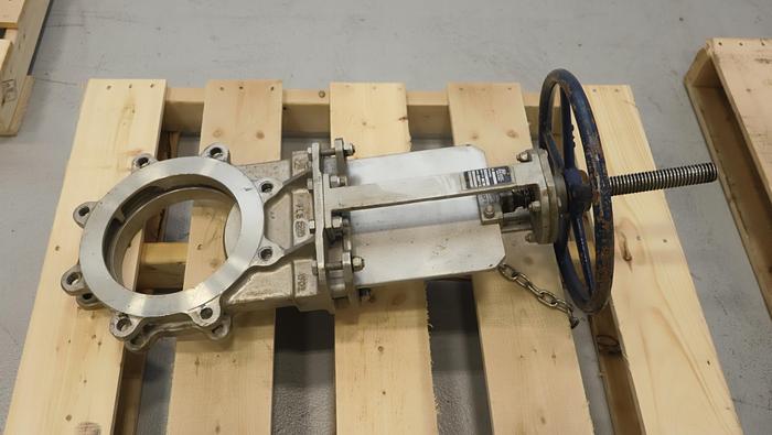 Used Flow Control 8" Hand Operated Knife Gate Valve #45917