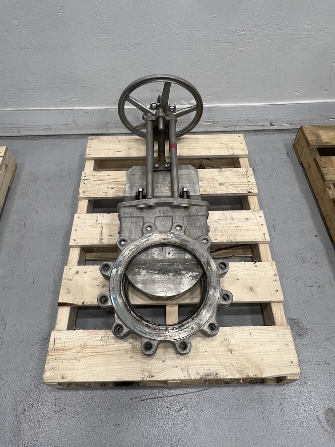 Used North Port Valve 10" Hand Operated Knife Gate Valve #47368