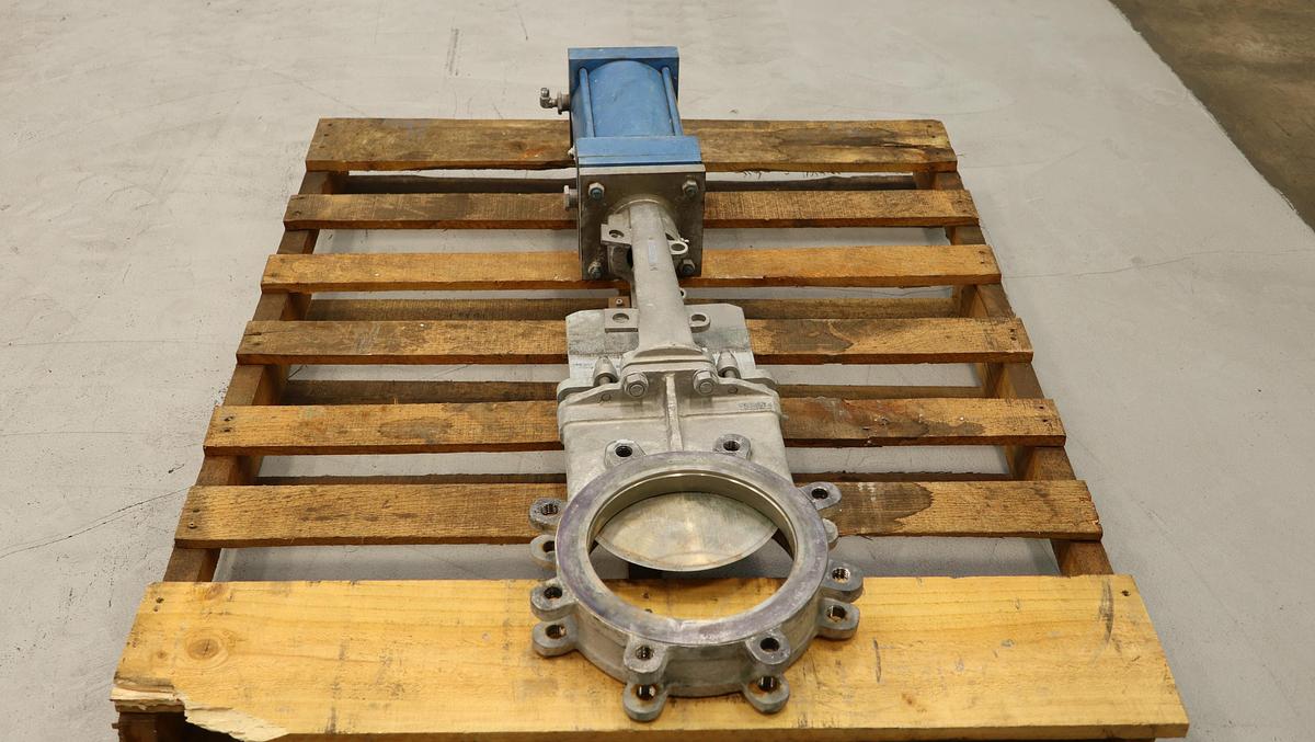 Used FNW 65BM 8" Air Operated Knife Gate Valve #46995