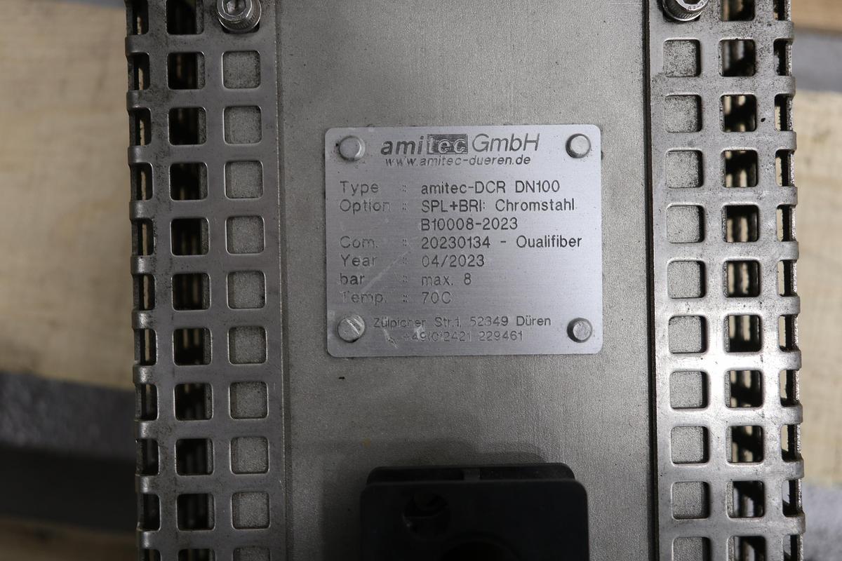 Unused Amitec 4" Amitec-DCR DN100 Air Operated Thru-Gate Valve #47317