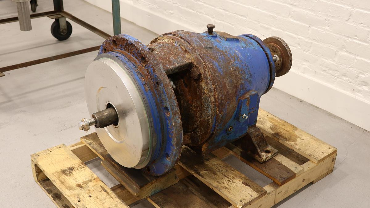 Used Goulds 3175 S Power End With 14" Stuffing Box #46968