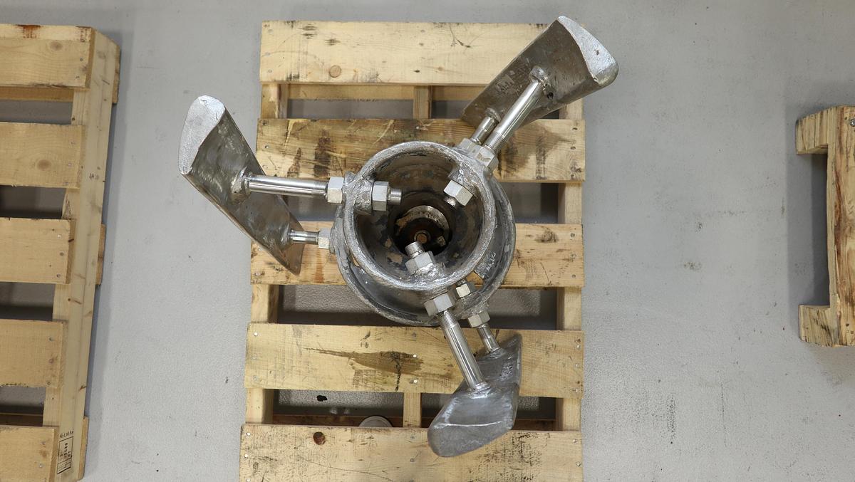 Used Black Clawson 24P Pressure Screen 3-Foil Rotor #46847