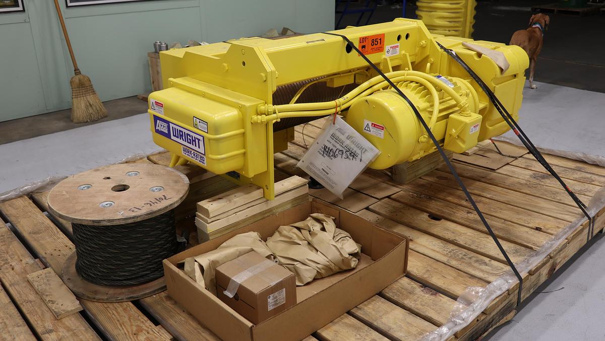 Unused Acco C4W10S025-22L4S1 Electric Hoist #47222