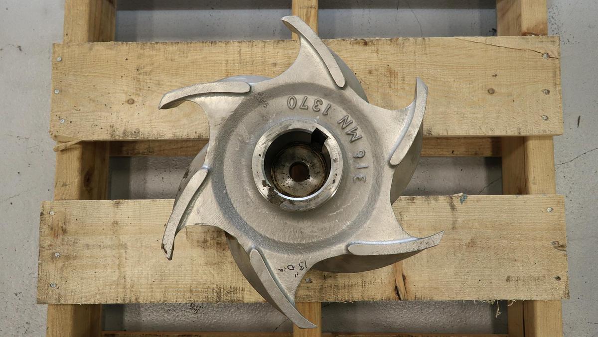 Used Goulds 3175 M 8x10x14 5-Vane Impeller #46934
