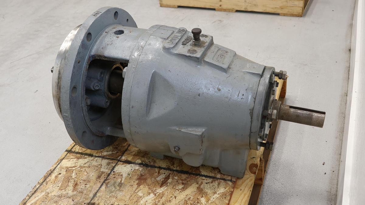 Used Goulds 3175 S Power End With 14" Steel Stuffing Box & Dynamic Seal #46918