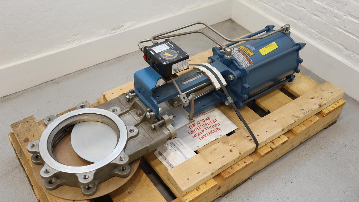 Unused Dezurik 8" Air Operated Knife Gate Valve #47093