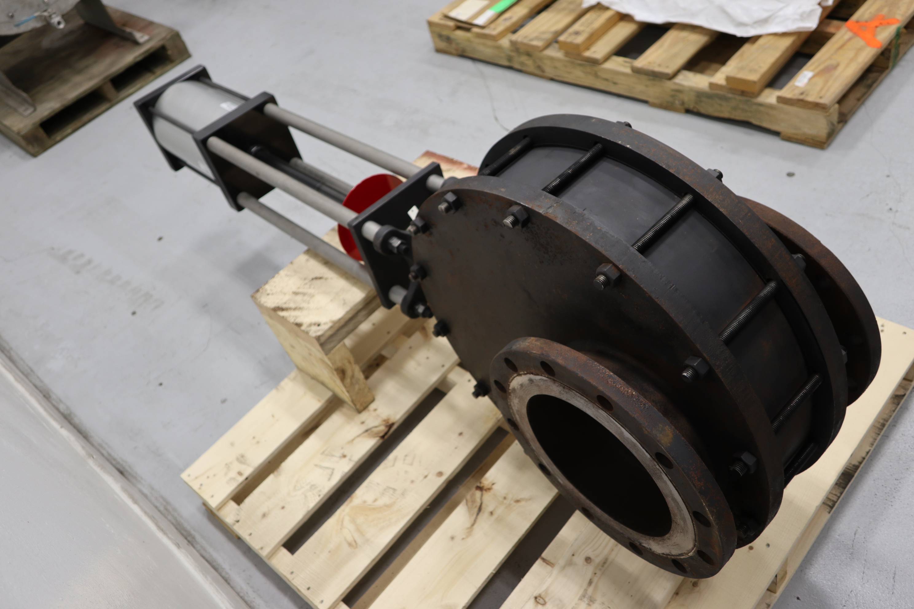 Used Everlasting Valve Co. 10" BMVCHT  Air Operated Bulk Material Valve #47687