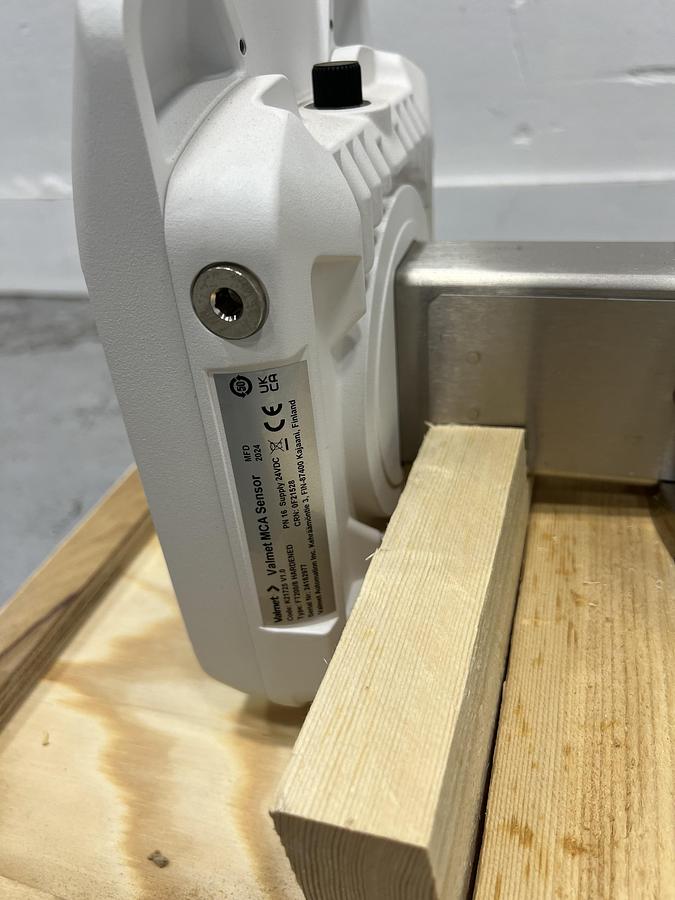 Unused Valmet MCA FT-200/8 Microwave Consistency Transmitter, Size 8" #47254