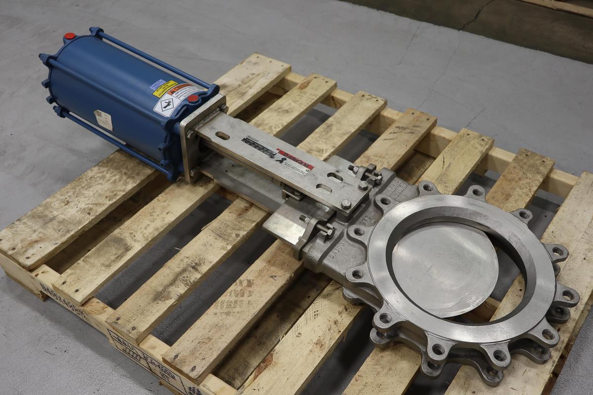 Unused Dezurik 12" Air Operated Knife Gate Valve #47328