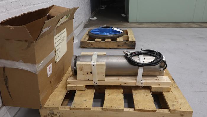 Unused CVN Vooner SRA5000 Shower Oscillator #46218