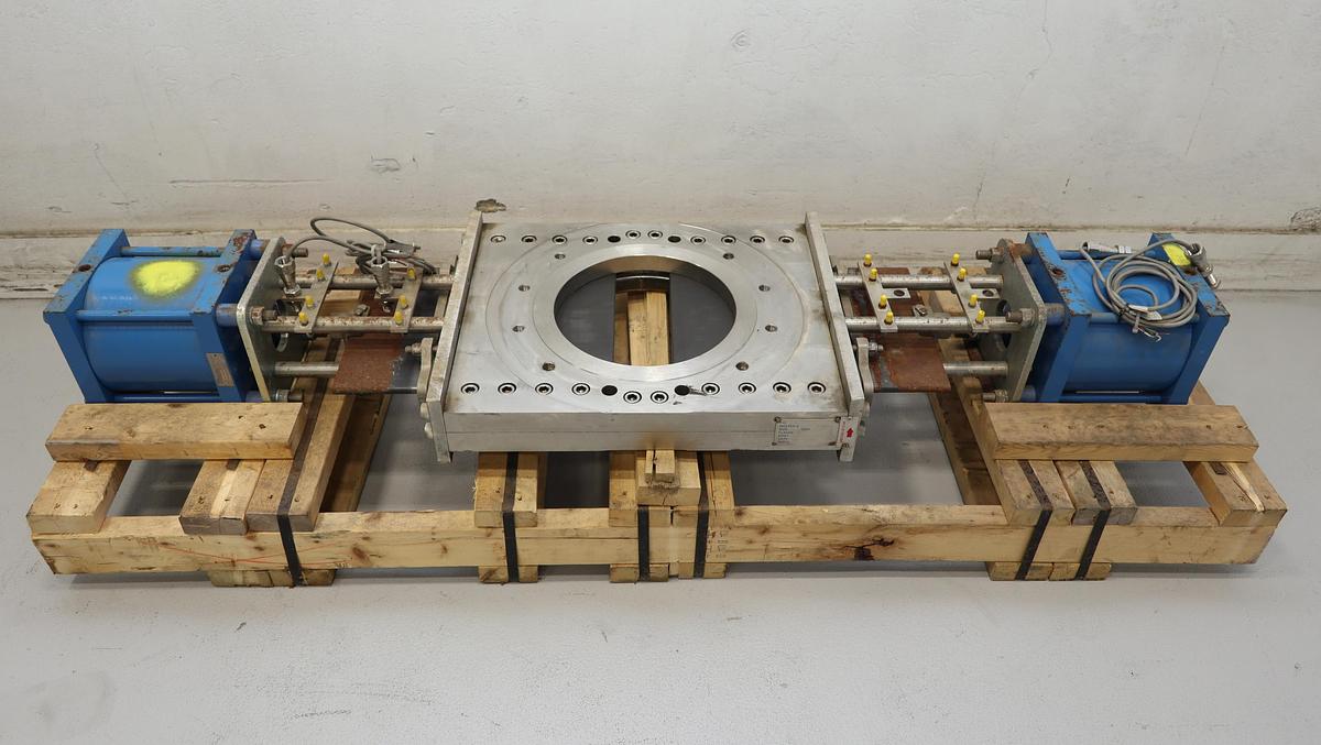 Unused 12" Air Operated Duel Actuator Thru-Gate Valve #46536