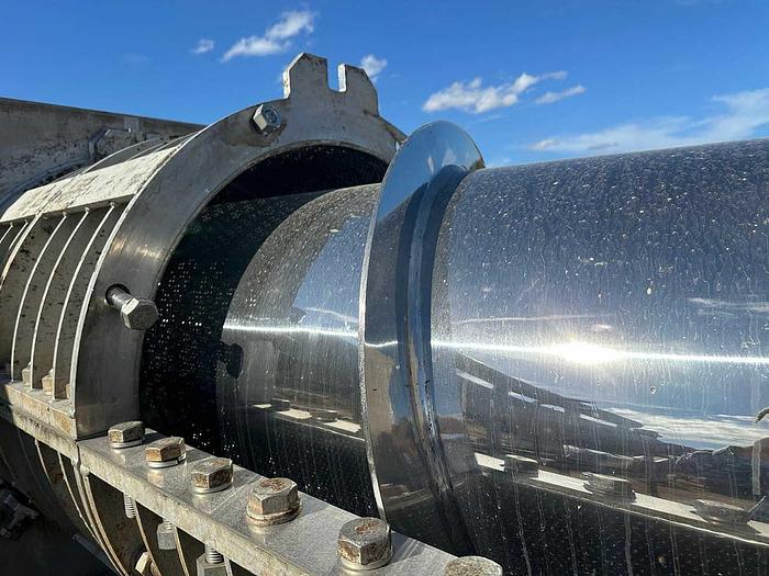 Used FKC SHX-1000 Dewatering Screw Press #32473