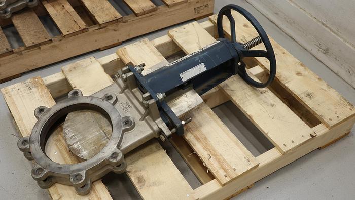 Used Fabri-Valve 8" Hand Operated Knife Gate Valve#45324