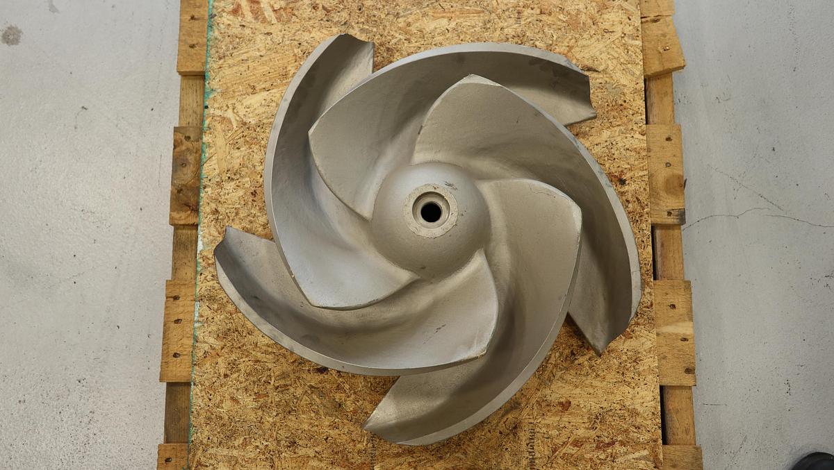 Unused Goulds 3175L 12x14x22 & 12x18x22 5-Vane Impeller #46926