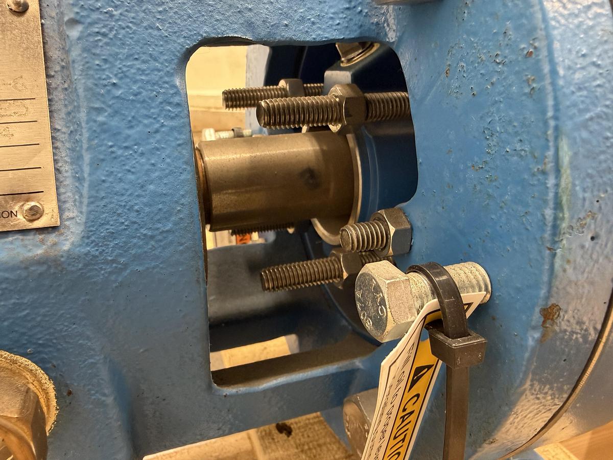 Used Summit 2196 STO 1x1.5x6 Pump #47184