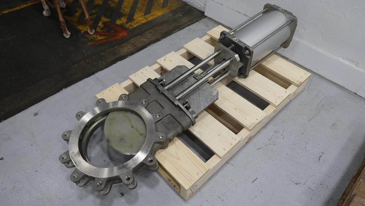 Unused North Port Valves 12" Air Operated Knife Gate Valve #47274