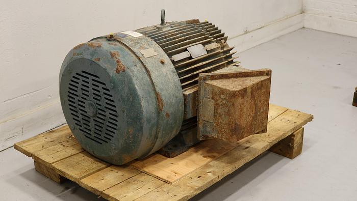 Used Reliance P40G0462C 100 HP A/C Motor #45010