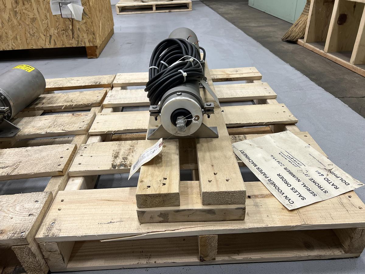 Unused CVN Systems Dolphin Shower Oscillator #47290