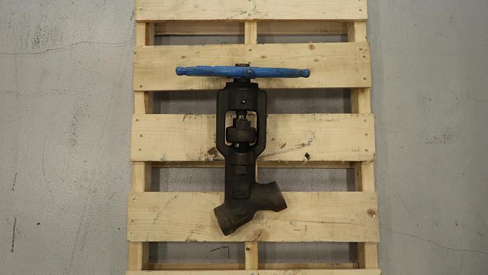 Used VELAN Model B 1.5" Hand Operated Control Valve#46099