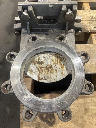 Used Fabri-Valve 6" Air Operated Knife Gate Valve #46278