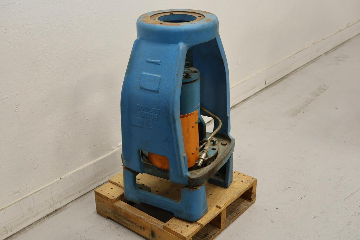 Unused Goulds 3996 3x4x10 In-line Process Pump #47561
