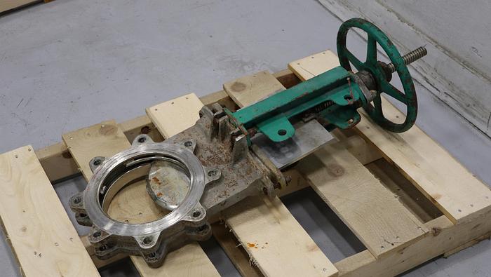 Used Rovalve 8" S20- A Hand Operated Knife Gate Valve #45668