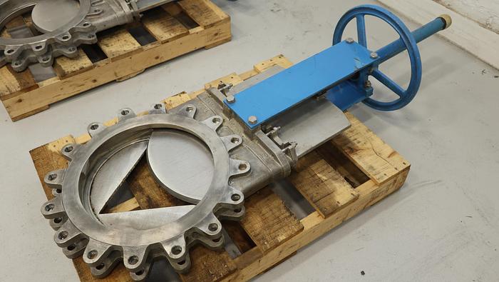 Used Orbinox 16" Hand Operated V-Port Knife Gate Valve #45628