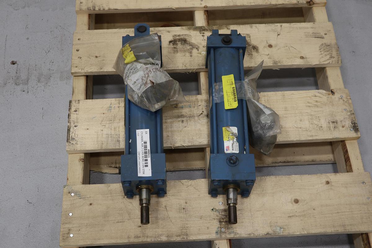 Used Pneumatic Cylinder with 4" Bore & 10" Stroke #47662