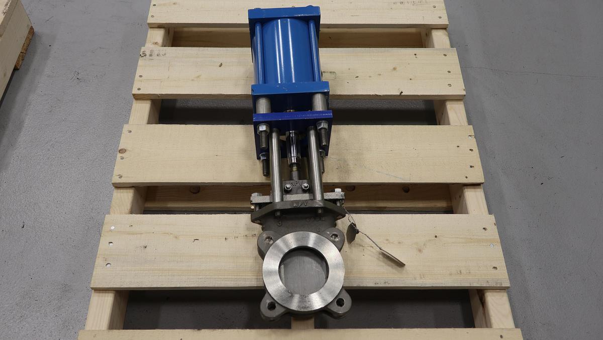 Unused North Port Valves 3" Air Operated Knife Gate Valve #47268