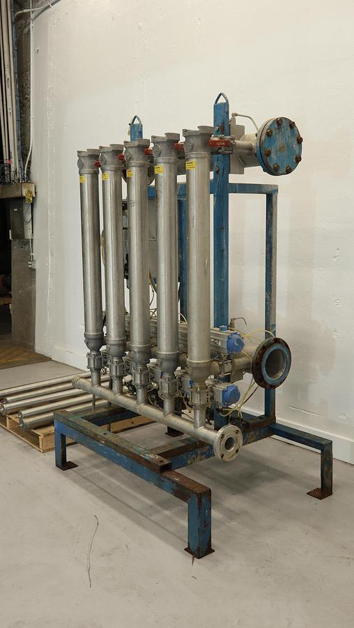 Used Kadant AES 5700S5A2 4-Bank Canister Filter #46923