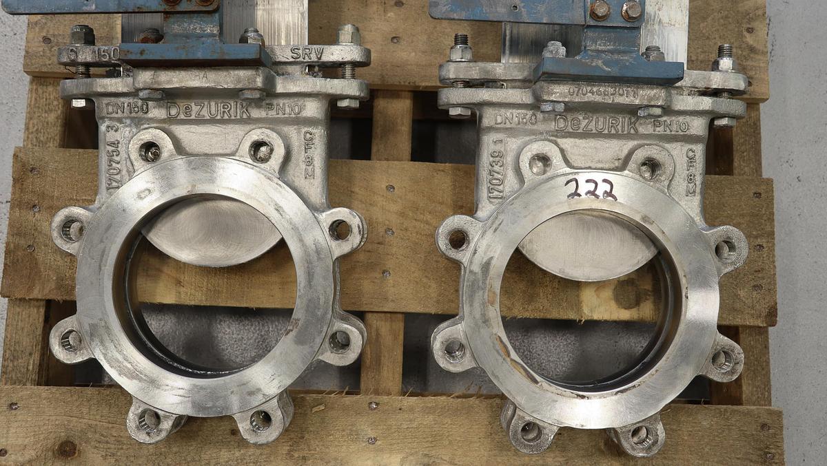 Used Dezurik 6" Air Operated Knife Gate Valve #46960