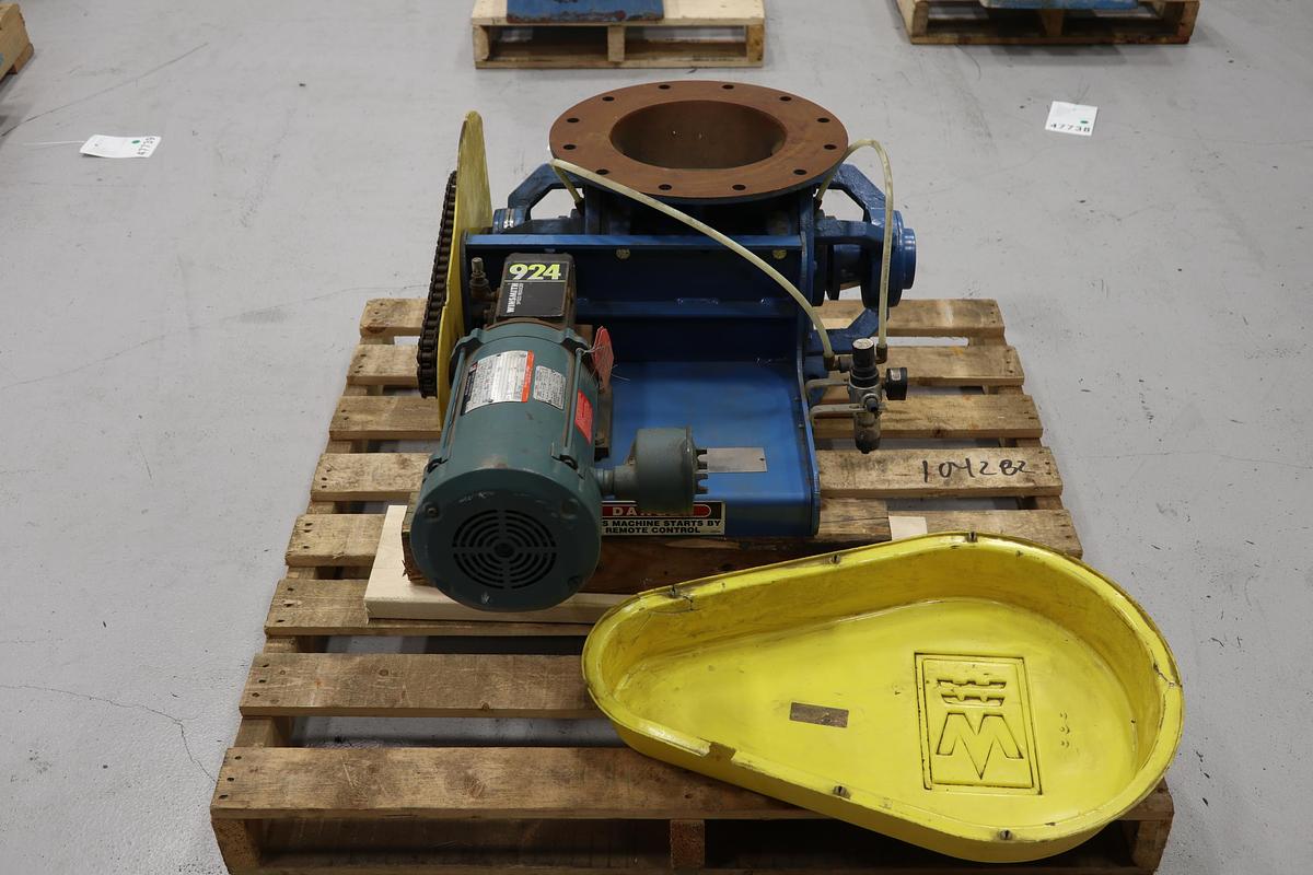 Unused William Meyer & Son RAL-121 10x10 Air Lock Feeder #47740