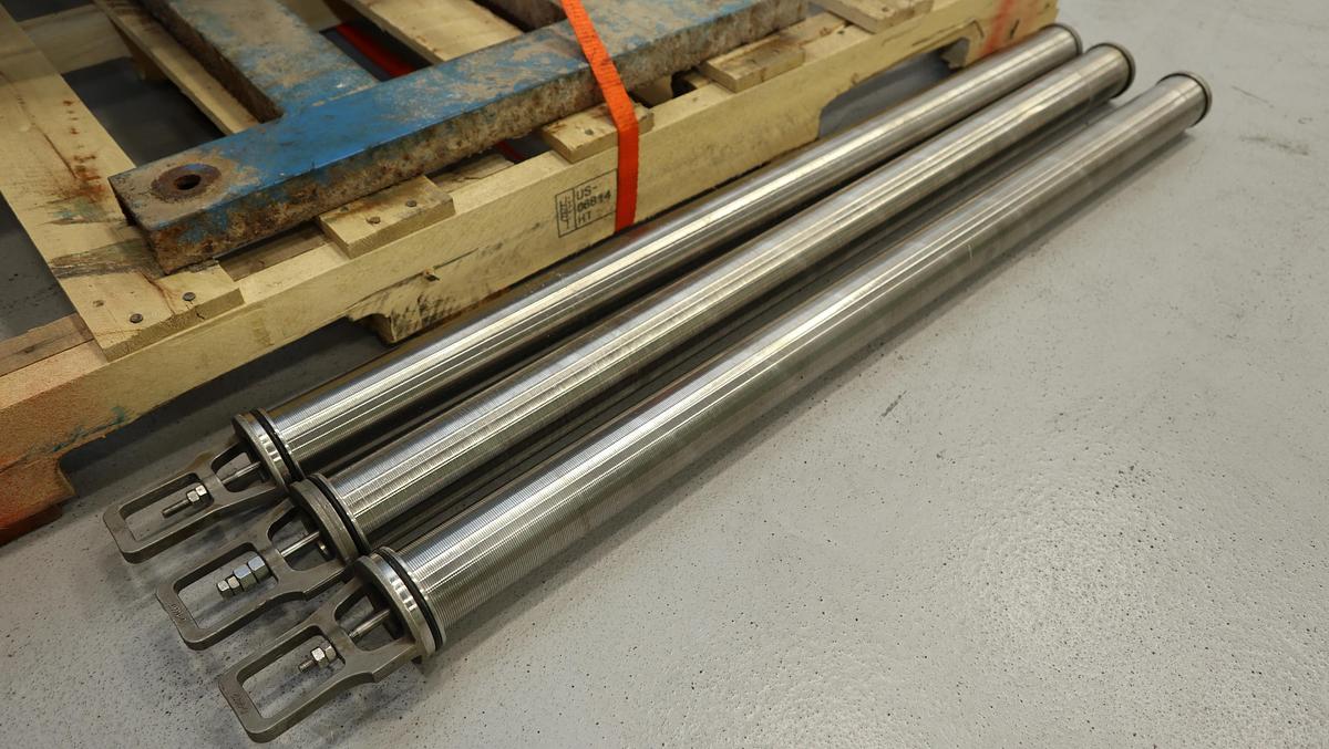 Used Kadant AES D-21080 3-Bank Canister Filter #46840