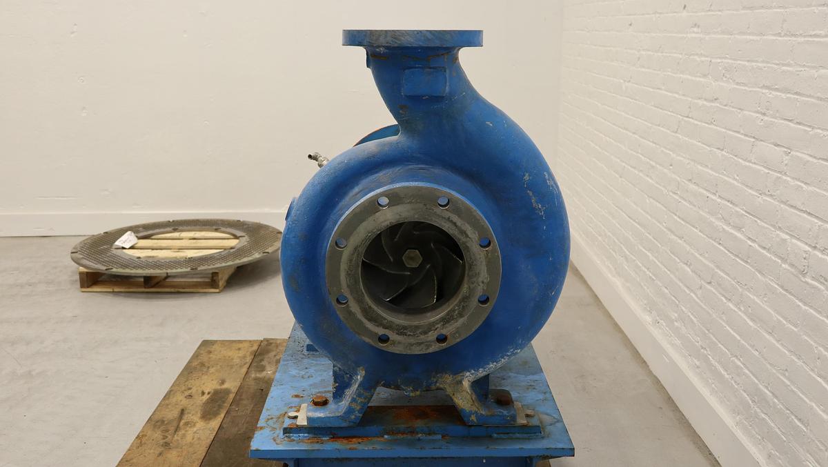 Used Goulds 3196 XLT-X 6x8x15 Pump With Base #47021