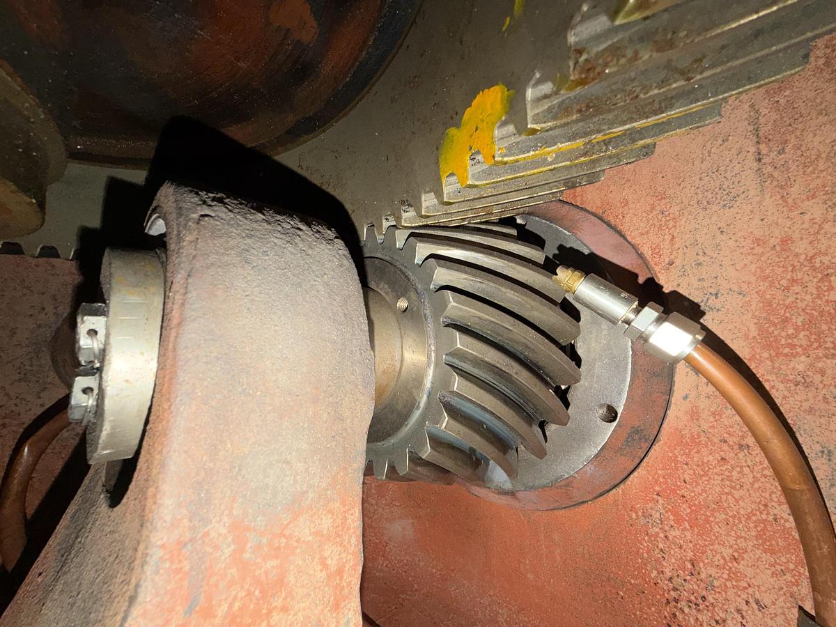 Used Beloit Model 350V Shark Pulper Drive With Rotor & Extraction Plate #47066