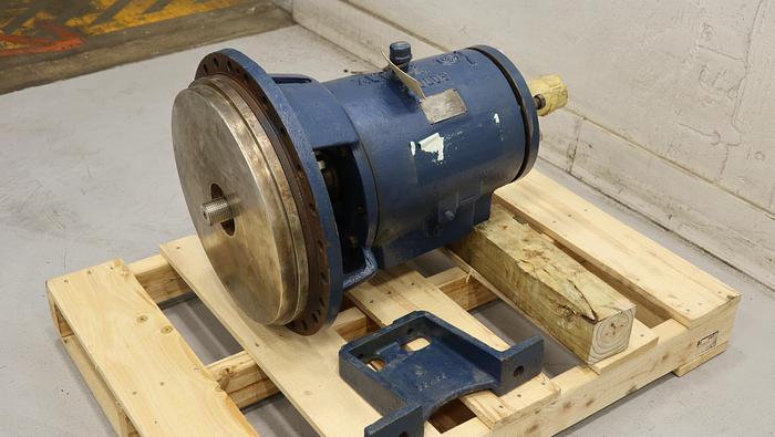 Refurbished Goulds 3196 13" Power End #45615