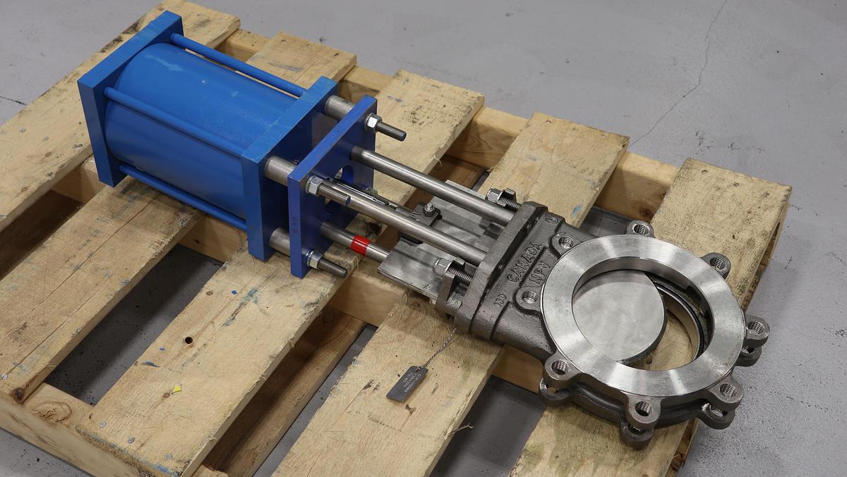 Unused North Port Valves 6" Air Operated Knife Gate Valve #47269